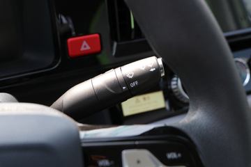 ���� ����Q 3T 2.14��˫�Ŵ��綯����΢��(BJ1030EVAA73)41.86kWhͼƬ