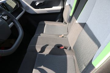 ���� ����Q 3T 2.14��˫�Ŵ��綯����΢��(BJ1030EVAA73)41.86kWhͼƬ