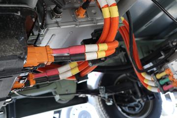 ���� ����Q 3T 2.14��˫�Ŵ��綯����΢��(BJ1030EVAA73)41.86kWhͼƬ