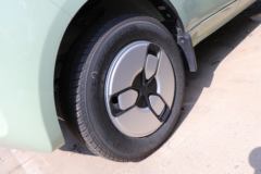 福田 祥菱Q 3T 2.14米双排纯电动栏板微卡(BJ1030EVAA73)41.86kWh