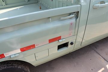 ���� ����Q 3T 2.14��˫�Ŵ��綯����΢��(BJ1030EVAA73)41.86kWhͼƬ