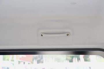  EM60  2.3T 6 4.525״綯ԿŶ;ó38.7kWhͼƬ