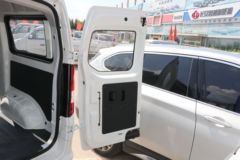 长安 睿行EM60Ⅱ 舒适型 2.3T 6座 4.525米纯电动对开门多用途乘用车38.7kWh