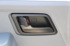 五菱 扬光 2.3T 6座 4.985米纯电动封闭货车41.9kWh