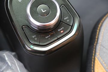 Զ�� ����H8R ��׼�� 4.5T 4.02�׵��Ų��ʽ���̻�϶�����س�77.28kWhͼƬ