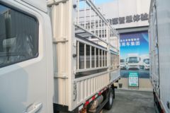 远程 星智H8R 经济包 4.5T 4.1米单排插电式增程混合动力仓栅式轻卡77.28kWh 远程 星智H8R 经济包 4.5T 4.1米单排插电式增程混合动力仓栅式轻卡77.28kWh