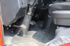 中国重汽成都商用车 瑞狮 180马力 4.15米单排仓栅式轻卡