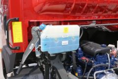 中国重汽成都商用车 瑞狮 180马力 4.15米单排仓栅式轻卡