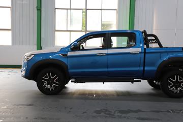 ����T8 Pro ���а� 2.0T���� 170���� �Զ����� ��˫��Ƥ��ͼƬ