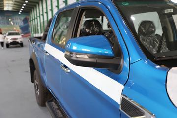 ����T8 Pro ���а� 2.0T���� 170���� �Զ����� ��˫��Ƥ��ͼƬ