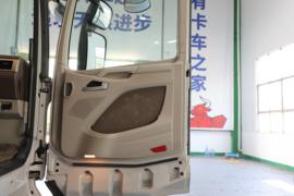 解放J7 牵引车驾驶室                                               图片