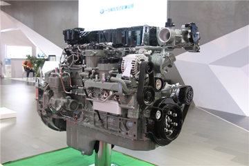 锡柴CA6DV1-64E66 640马力 13.2L 国六 柴油发动机