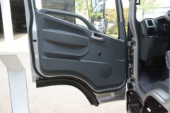 凯马 凯捷EV 4.5T 4.16米单排纯电动栏板轻卡(KMC1042BEVA336M3)100.46kWh