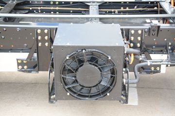 ���� ����EV 4.5T 4.16�׵��Ŵ��綯�����Ῠ100.46kWhͼƬ