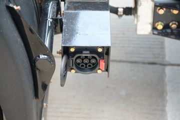 ���� ����EV 4.5T 4.16�׵��Ŵ��綯�����Ῠ100.46kWhͼƬ