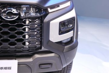 ���� ��; 2024�� ��ҫ�� 2.0T���� 170���� �Զ����� ��˫��Ƥ��ͼƬ