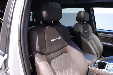 ���� ��; 2024�� ��ҫ�� 2.0T���� 170���� �Զ����� ��˫��Ƥ��ͼƬ