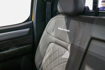 ���� ��; 2024�� ɽè�澫Ӣ�� 2.0T���� 170���� �Զ����� ��˫��Ƥ��ͼƬ