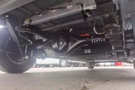 远程E6&nbsp;电动封闭厢货底盘图片