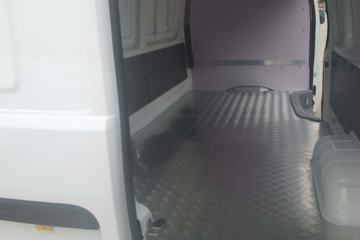 Զ�� E6 3.5T 5.45�׵Ͷ����綯��ʽ���䳵50.38kWhͼƬ