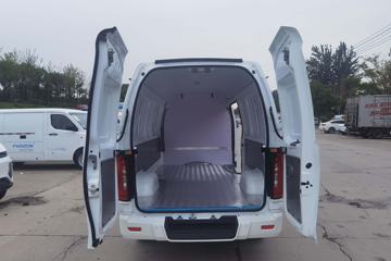 Զ�� E6 3.5T 5.45�׵Ͷ����綯��ʽ���䳵50.38kWhͼƬ