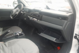 星享V6E PLUS&nbsp;电动封闭厢货驾驶室图片