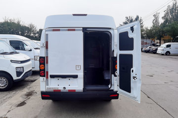 Զ�� ����V6E PLUS ��ֵ�� 3T 4.845�״��綯��ջ���41.86kWhͼƬ