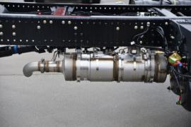 东风天锦VR&nbsp;扫路车底盘图片