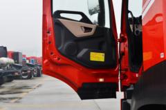 东风商用车 天锦KR PLUS 290马力 4X2 6.8米厢式载货车(高顶双卧)(DFH5180XXYE7)