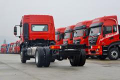 东风商用车 天锦KR 星耀版 260马力 4X2 6.2米仓栅式载货车(高顶双卧)