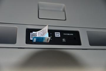 �������ó� ���KR ��ҫ�� 260���� 4X2 6.2�ײ�դʽ�ػ���(�߶�˫��)ͼƬ