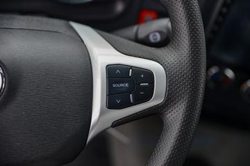 �������ó� ���KR ��ҫ�� 260���� 4X2 6.2�ײ�դʽ�ػ���(�߶�˫��)ͼƬ