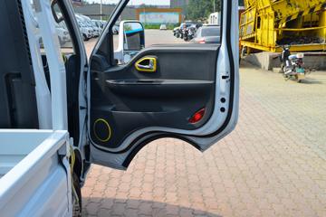 ����;�� T5 1.6L 122���� ���� 3.81�׵�������С��(EQ1033S16QCC)ͼƬ