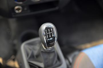 ����;�� T5 1.6L 122���� ���� 3.81�׵�������С��(EQ1033S16QCC)ͼƬ