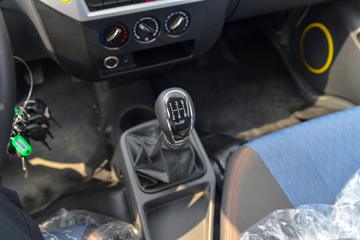 ����;�� T5 1.6L 122���� ���� 3.81�׵�������С��(EQ1033S16QCC)ͼƬ