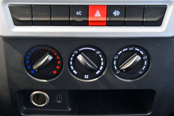 ����;�� T5 1.6L 122���� ���� 3.81�׵�������С��(EQ1033S16QCC)ͼƬ