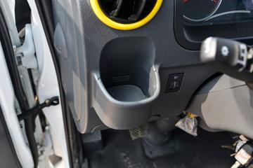 ����;�� T5 1.6L 122���� ���� 3.81�׵�������С��(EQ1033S16QCC)ͼƬ