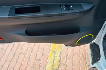 ����;�� T5 1.6L 122���� ���� 3.81�׵�������С��(EQ1033S16QCC)ͼƬ