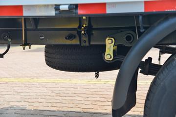 ����;�� T5 1.6L 122���� ���� 3.81�׵�������С��(EQ1033S16QCC)ͼƬ