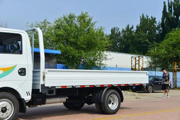 ����;�� T5 1.6L 122���� ���� 3.81�׵�������С��(EQ1033S16QCC)ͼƬ