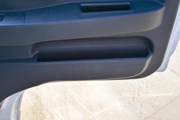 ����ʱ�� С��֮��2 1.6L 122���� ���� 3.3�׵�����ʽ΢��(BJ5035XXY5JV5-61)ͼƬ