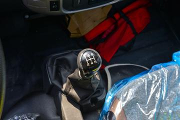 ����ʱ�� С��֮��2 1.6L 122���� ���� 3.3�׵�����ʽ΢��(BJ5035XXY5JV5-61)ͼƬ