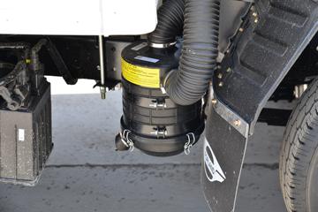 ����ʱ�� С��֮��2 1.6L 122���� ���� 3.3�׵�����ʽ΢��(BJ5035XXY5JV5-61)ͼƬ