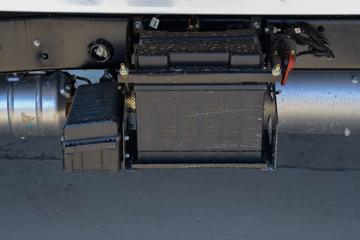 ����ʱ�� С��֮��2 1.6L 122���� ���� 3.3�׵�����ʽ΢��(BJ5035XXY5JV5-61)ͼƬ