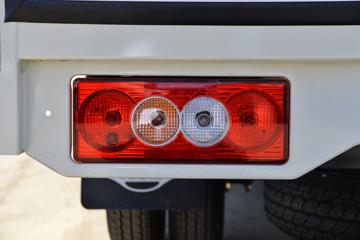 ����ʱ�� С��֮��2 1.6L 122���� ���� 3.3�׵�����ʽ΢��(BJ5035XXY5JV5-61)ͼƬ