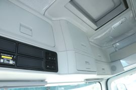 北奔奔马&nbsp;牵引车驾驶室                                               图片