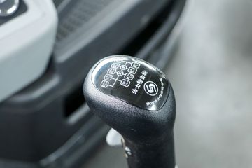 ���� ���� 530���� 6X4 LNGǣ����(ND4250BG6J7Z12)ͼƬ