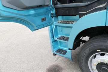 ���� ���� 530���� 6X4 LNGǣ����(ND4250BG6J7Z12)ͼƬ