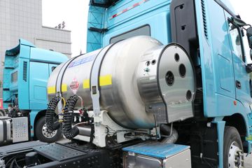 ���� ���� 530���� 6X4 LNGǣ����(ND4250BG6J7Z12)ͼƬ