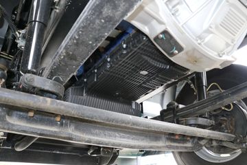 ���� ���� 530���� 6X4 LNGǣ����(ND4250BG6J7Z12)ͼƬ